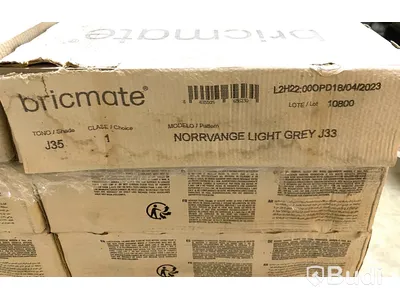 18,37 kvm Kakel Bricmate J33 NORRVANGE LIGHT GREY 30x30 cm, shade J35
