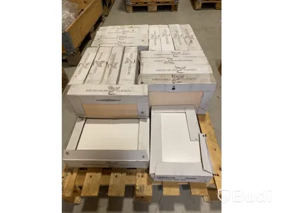 19 kvm Kakel Bricmate, 58002 Futura Vit Matt, 25x40 cm