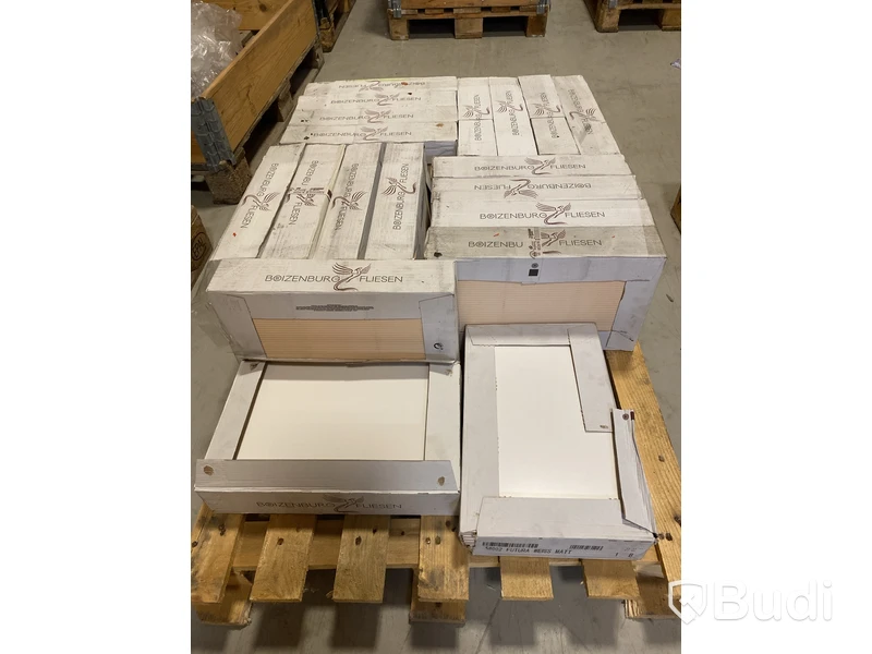 19 kvm Kakel Bricmate, 58002 Futura Vit Matt, 25x40 cm