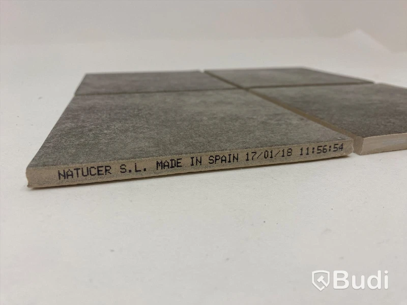 ca 20,16 kvm Kakel Bricmate, Natucer Everest 15x15 cm