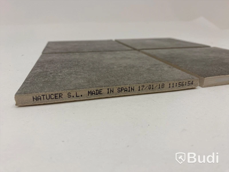 ca 35,28 kvm Kakel Bricmate, Natucer Everest 15x15 cm