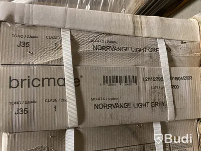ca 33,55 kvm Kakel Bricmate J33 NORRVANGE LIGHT GREY 30x30 cm, shade J35