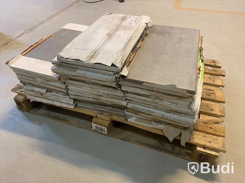 34 st. Kakel Bricmate Z NORRVANGE GREY POOLSIDE/STEP 30X60CM, SHADE 6738, UTOMHUS