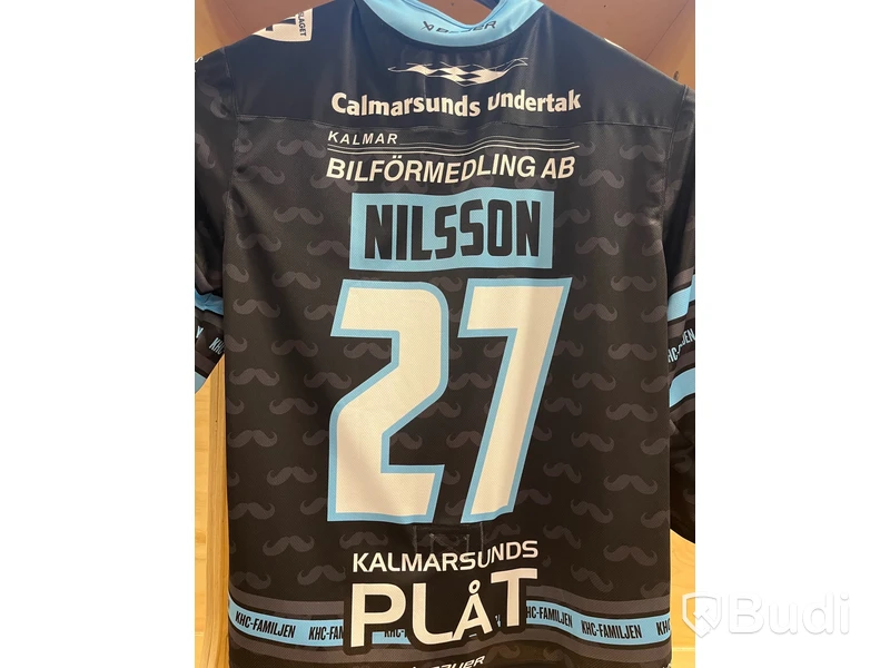 #27 Nilsson - Mustaschkampen