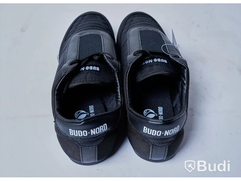 Skor - Budo Nord Kampsport stl. 43