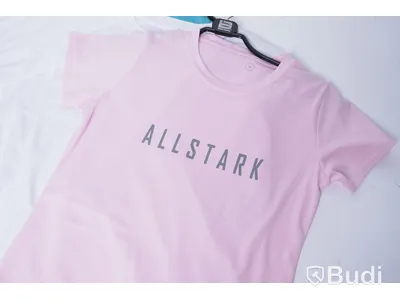 Parti med träningströjor - Allstark. Nypris: 349 kr/st