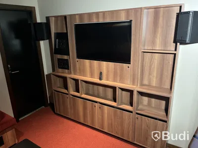 Allt i rummet - inkl. Samsung 43” TV