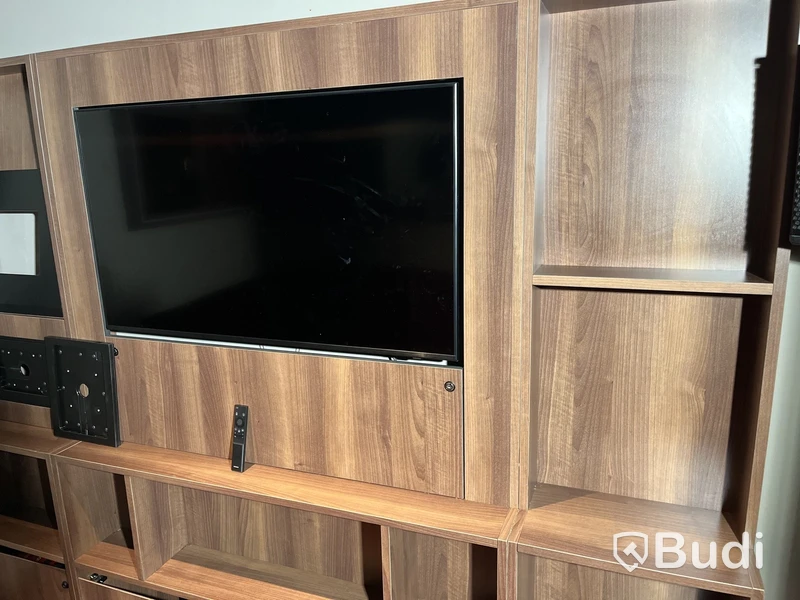 Allt i rummet - inkl. Samsung 43” TV