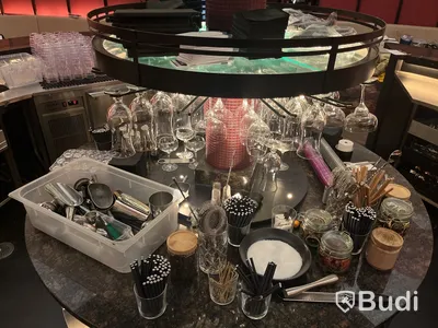 Allt löst i baren, glas & bartillbehör