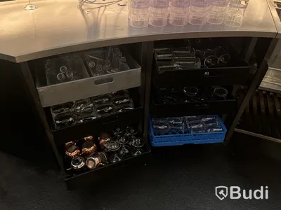 Allt löst i baren, glas & bartillbehör