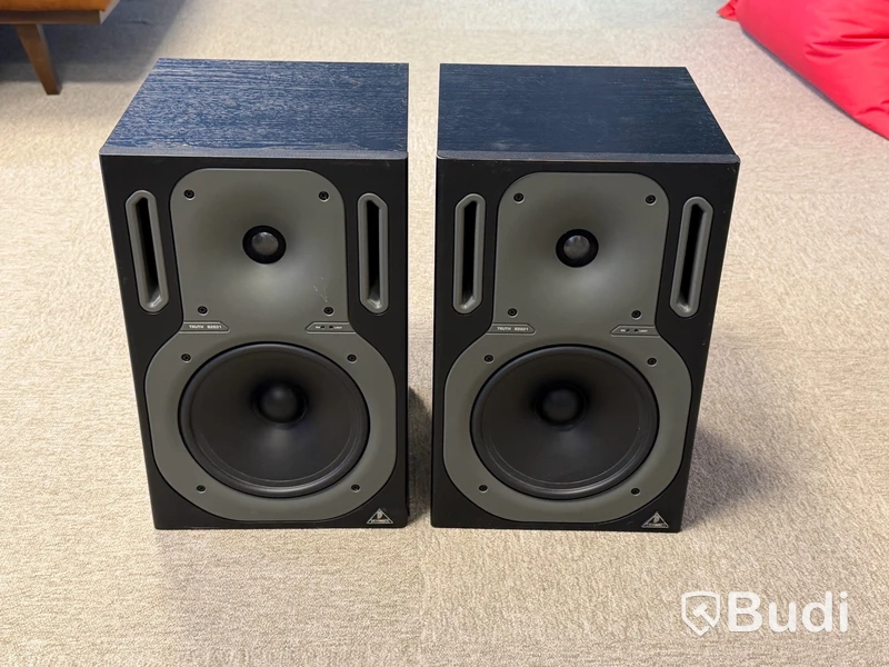 Behringer Truth B2031 studiohögtalare, par