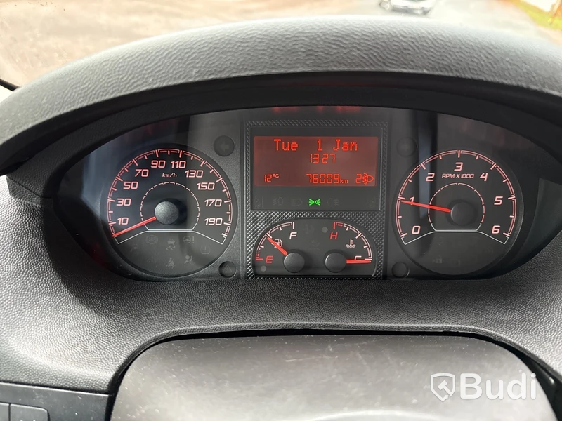 Peugeot Boxer 335  Volymskåp, bakgavellyft (163hk) -2019 Endast 7600 mil!