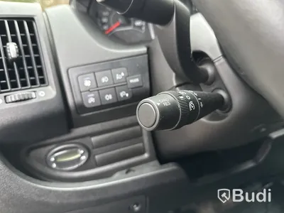Peugeot Boxer 335  Volymskåp, bakgavellyft (163hk) -2019 Endast 7600 mil!