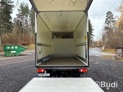 Peugeot Boxer 335  Volymskåp, bakgavellyft (163hk) -2019 Endast 7600 mil!