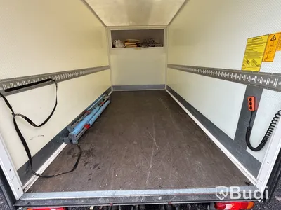 Peugeot Boxer 335  Volymskåp, bakgavellyft (163hk) -2019 Endast 7600 mil!