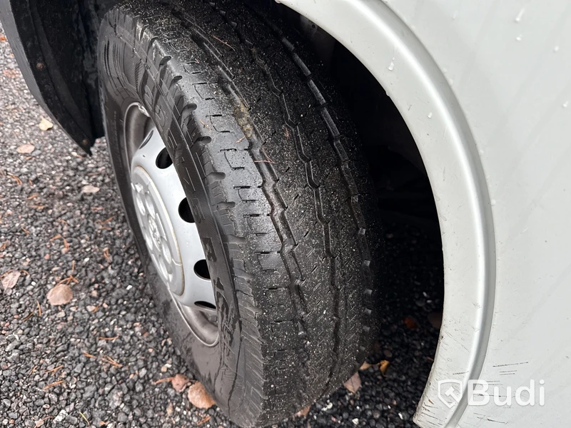 Peugeot Boxer 335  Volymskåp, bakgavellyft (163hk) -2019 Endast 7600 mil!