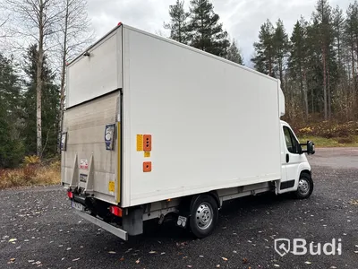 Peugeot Boxer 335  Volymskåp, bakgavellyft (163hk) -2019 Endast 7600 mil!