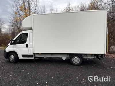 Peugeot Boxer 335  Volymskåp, bakgavellyft (163hk) -2019 Endast 7600 mil!