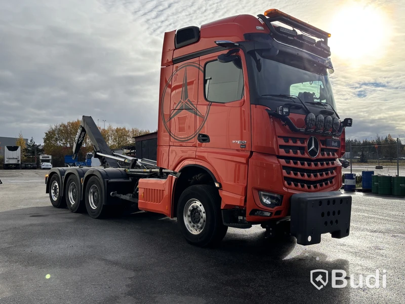 Tridemväxlare Mercedes-Benz Arocs 3758 -2023 | JOAB 24 ton | Plogutrustad