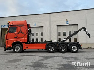 SÅLD Direktförsäljning VIA DNB Tridemväxlare Mercedes-Benz Arocs 3758 -2023 | JOAB 24 ton | Plogutrustad