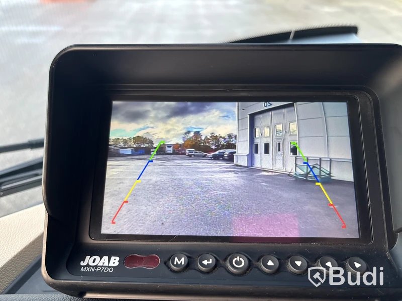 SÅLD Direktförsäljning VIA DNB Tridemväxlare Mercedes-Benz Arocs 3758 -2023 | JOAB 24 ton | Plogutrustad