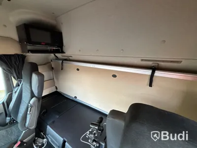 SÅLD Direktförsäljning VIA DNB Tridemväxlare Mercedes-Benz Arocs 3758 -2023 | JOAB 24 ton | Plogutrustad