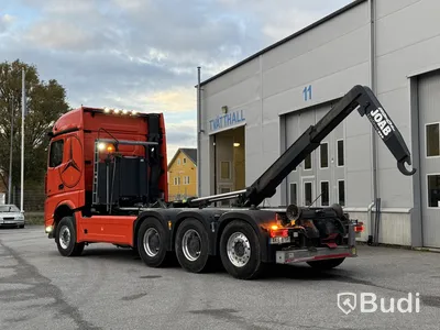 SÅLD Direktförsäljning VIA DNB Tridemväxlare Mercedes-Benz Arocs 3758 -2023 | JOAB 24 ton | Plogutrustad