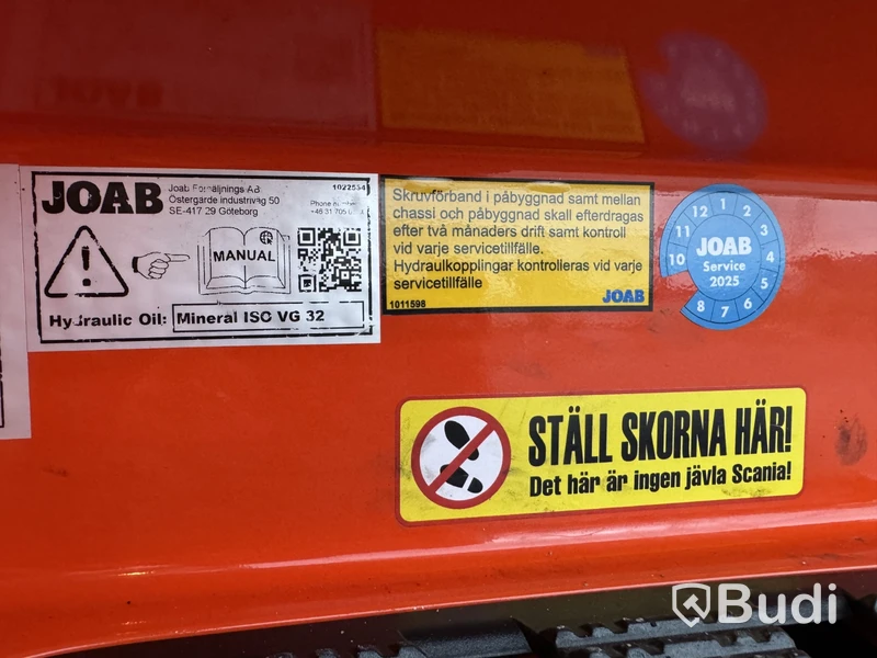 SÅLD Direktförsäljning VIA DNB Tridemväxlare Mercedes-Benz Arocs 3758 -2023 | JOAB 24 ton | Plogutrustad