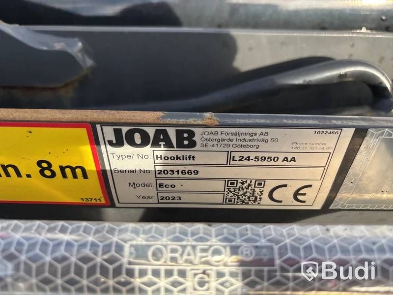 SÅLD Direktförsäljning VIA DNB Tridemväxlare Mercedes-Benz Arocs 3758 -2023 | JOAB 24 ton | Plogutrustad