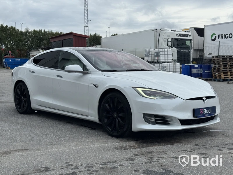 Tesla Model S Long Range AWD -2019 | Nytt batteri