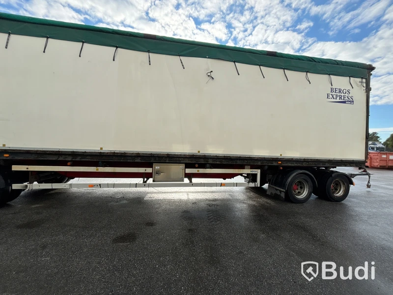 Flisbilsekipage Scania R490 LB 6X2 MNB -2015 | Reparationsobjekt med tillhörande flissläp DGG094