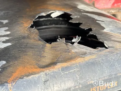 Flisbilsekipage Scania R490 LB 6X2 MNB -2015 | Reparationsobjekt med tillhörande flissläp DGG094