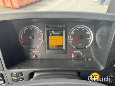 Flisbilsekipage Scania R490 LB 6X2 MNB -2015 | Reparationsobjekt med tillhörande flissläp DGG094