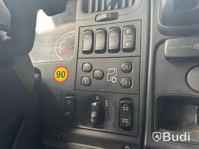 Flisbilsekipage Scania R490 LB 6X2 MNB -2015 | Reparationsobjekt med tillhörande flissläp DGG094