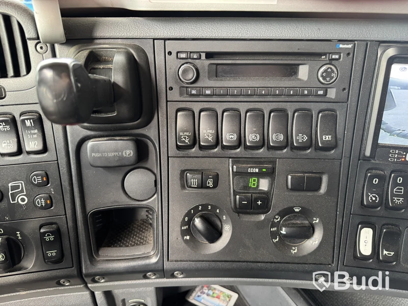 Flisbilsekipage Scania R490 LB 6X2 MNB -2015 | Reparationsobjekt med tillhörande flissläp DGG094