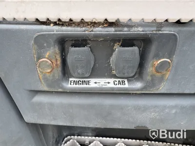 Flisbilsekipage Scania R490 LB 6X2 MNB -2015 | Reparationsobjekt med tillhörande flissläp DGG094