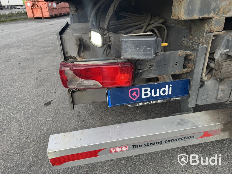 Flisbilsekipage Scania R490 LB 6X2 MNB -2015 | Reparationsobjekt med tillhörande flissläp DGG094
