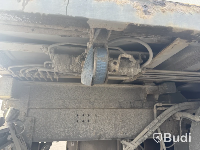 Flisbilsekipage Scania R490 LB 6X2 MNB -2015 | Reparationsobjekt med tillhörande flissläp DGG094