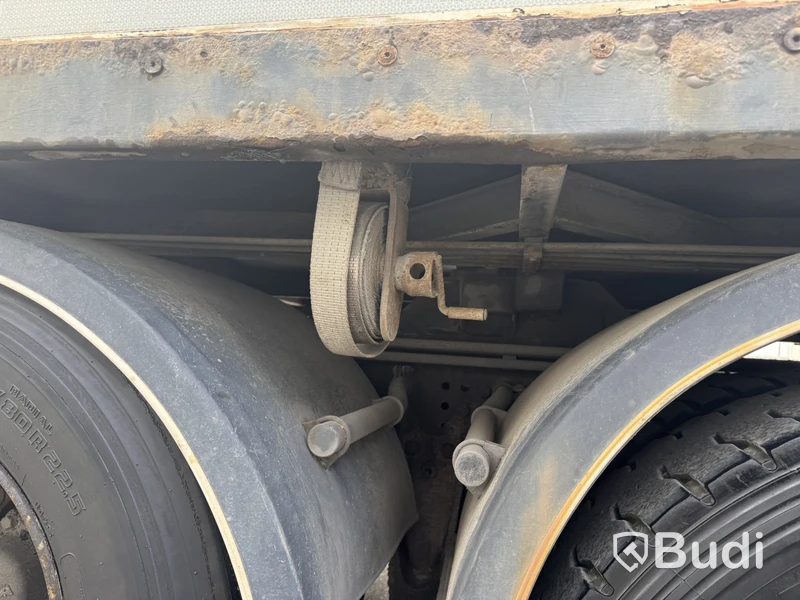 Flisbilsekipage Scania R490 LB 6X2 MNB -2015 | Reparationsobjekt med tillhörande flissläp DGG094