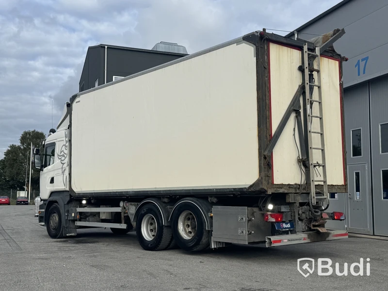 Flisbilsekipage Scania R490 LB 6X2 MNB -2015 | Reparationsobjekt med tillhörande flissläp DGG094