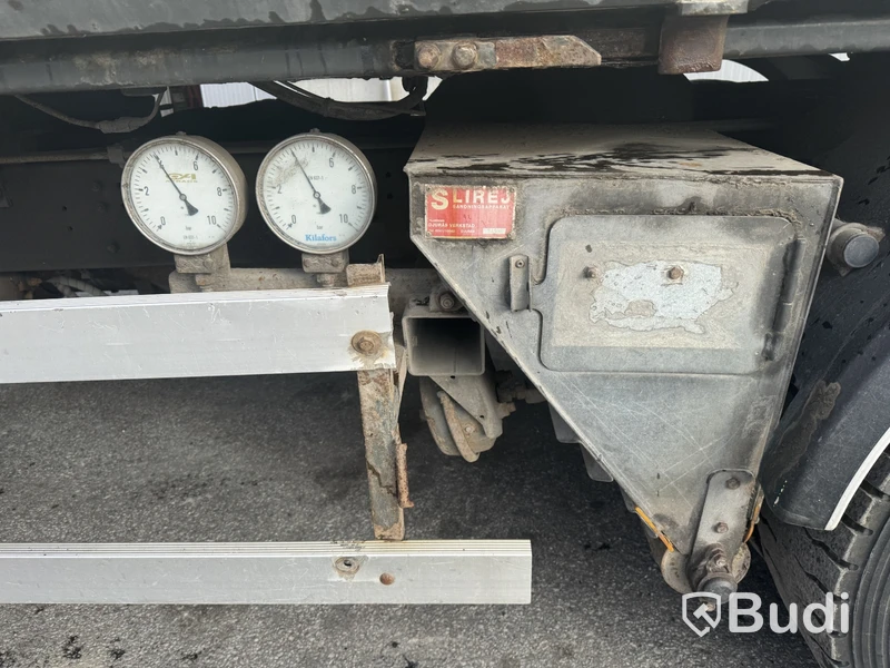 Flisbilsekipage Scania R490 LB 6X2 MNB -2015 | Reparationsobjekt med tillhörande flissläp DGG094