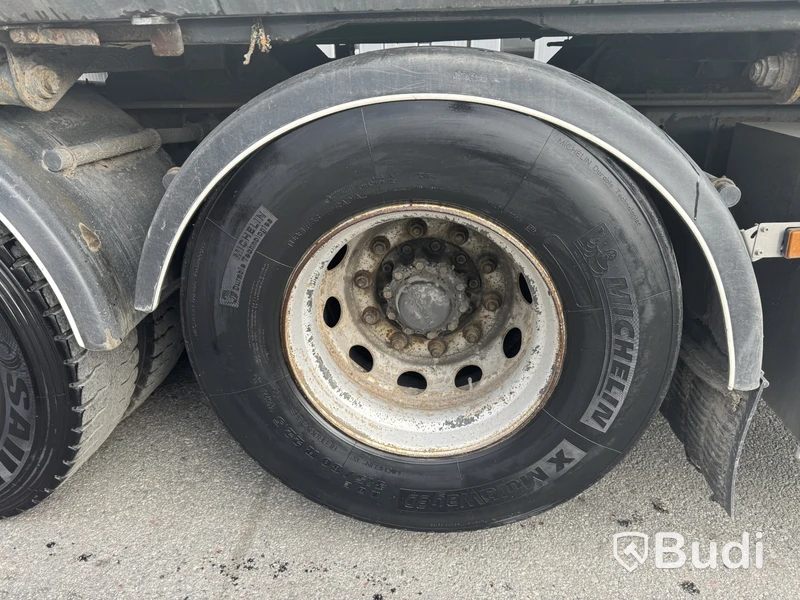 Flisbilsekipage Scania R490 LB 6X2 MNB -2015 | Reparationsobjekt med tillhörande flissläp DGG094