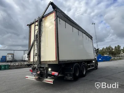 Flisbilsekipage Scania R490 LB 6X2 MNB -2015 | Reparationsobjekt med tillhörande flissläp DGG094
