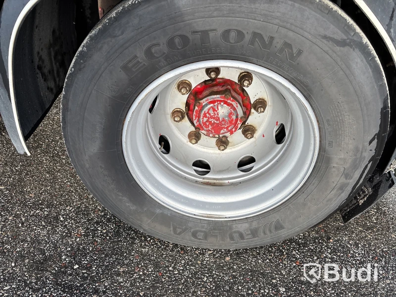 Flisbilsekipage Scania R490 LB 6X2 MNB -2015 | Reparationsobjekt med tillhörande flissläp DGG094