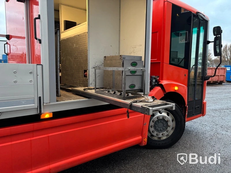 TMA-bil Mercedes-Benz Econic 1827 4x2 -2019 | Palfinger kran