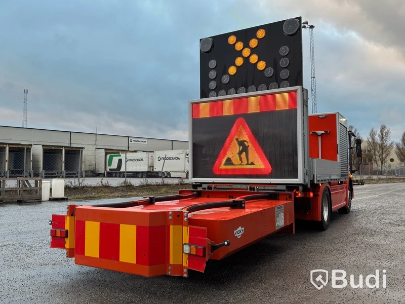 TMA-bil Mercedes-Benz Econic 1827 4x2 -2019 | Palfinger kran