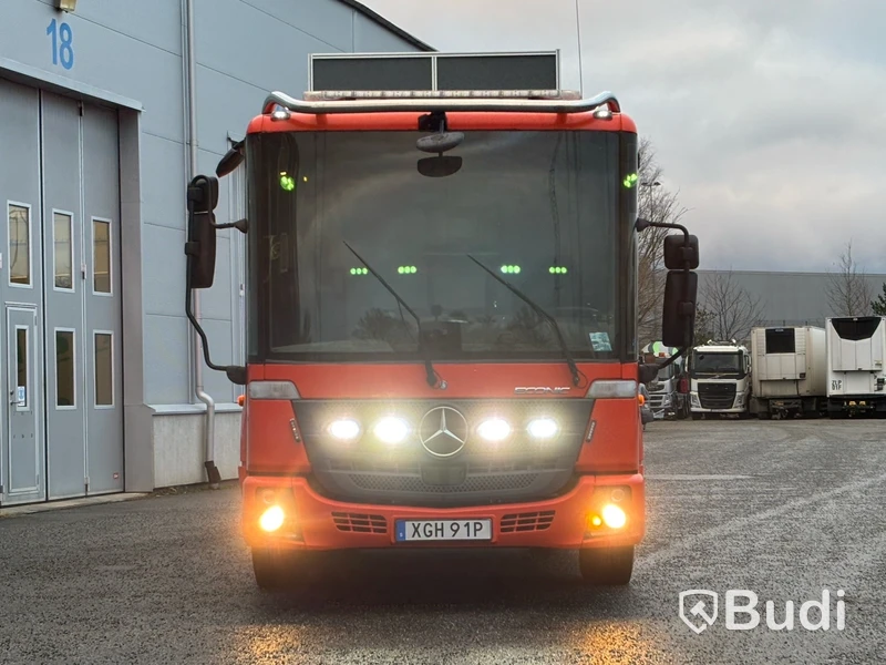 TMA-bil Mercedes-Benz Econic 1827 4x2 -2019 | Palfinger kran