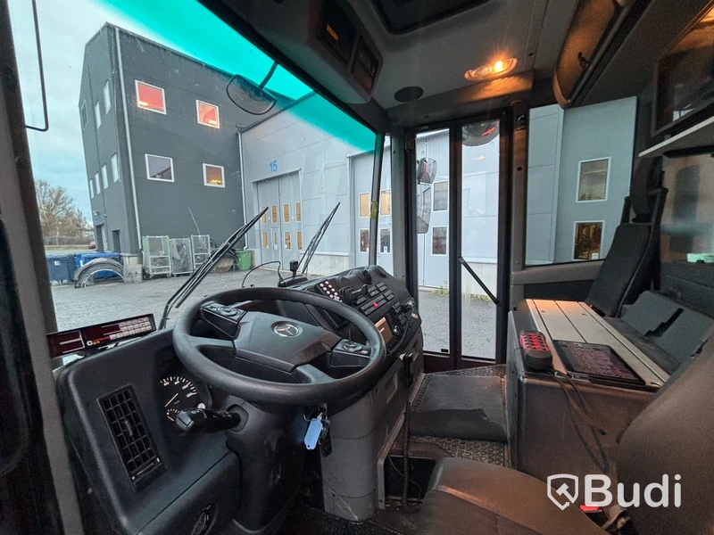 TMA-bil Mercedes-Benz Econic 1827 4x2 -2019 | Palfinger kran