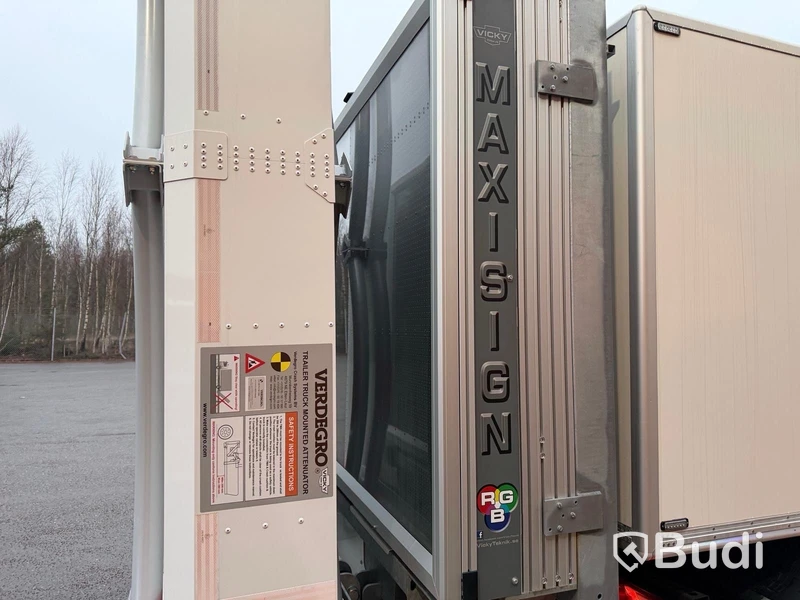 TMA-bil Mercedes-Benz eEconic -2022 | Verdegro | Vicky Teknik