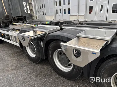 Tridemväxlare Mercedes-Benz Arocs 3751 -2023 | JOAB 24 ton | Plogutrustad